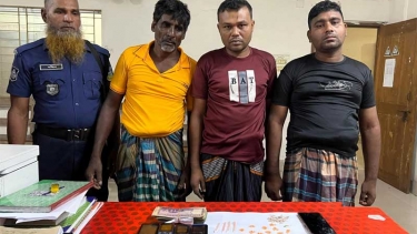 জামালপুরে বিপুল পরিমাণ মাদকসহ তিন ব্যবসায়ী আটক
