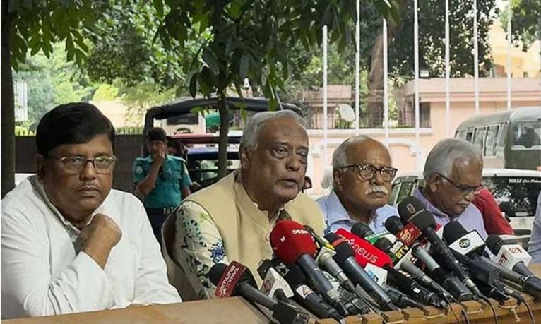 চার-পাঁচ দিনের মধ্যে নির্বাচনের তারিখ ঘোষণা করবেন প্রধান উপদেষ্টা : মোস্তফা জামাল