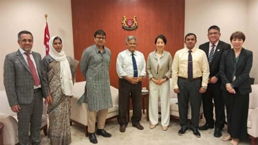 সিঙ্গাপুরকে বাংলাদেশ থেকে আরও বেশি দক্ষ জনশক্তি নেওয়ার আহবান শ্রম ও কর্মসংস্থান উপদেষ্টার