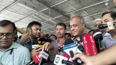 জনগণ নির্বাচনমুখী হলে কোনো ষড়যন্ত্র কাজে আসবে না : স্বরাষ্ট্র উপদেষ্টা