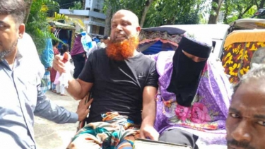 আড়াইহাজারে আধিপত্য বিস্তার নিয়ে দুই গ্রামবাসীর সংঘর্ষে আহত ১০