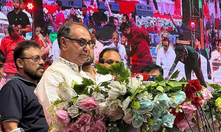হাসিনা বারোটা বাজিয়েছে, অন্তর্বর্তী সরকার চব্বিশটা বাজায়ে দিসে : মির্জা আব্বাস