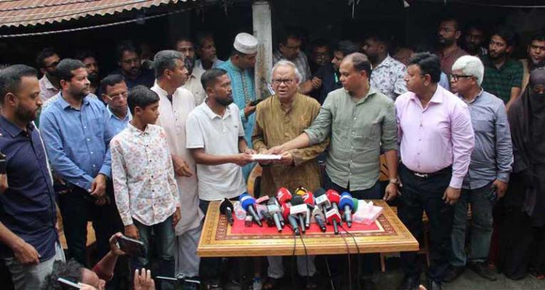 মাইলস্টোন ট্রাজেডিতে নিহত মাসুমা বেগমের ছেলের দায়িত্ব নিলেন তারেক রহমান