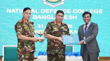 ক্যাপস্টোন লিডারশিপ কোর্সের বিশেষ স্বীকৃতি অর্জন করলেন ইকবাল হোসেন চৌধুরী