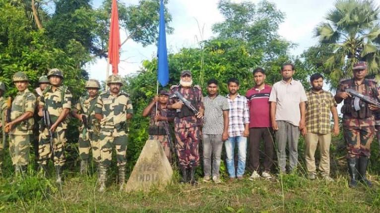 ভারতে কারাভোগ শেষে ৫ বাংলাদেশিকে হস্তান্তর