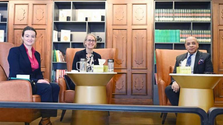 প্রধান বিচারপতির সঙ্গে ব্রিটিশ হাইকমিশনারের সৌজন্য সাক্ষাৎ