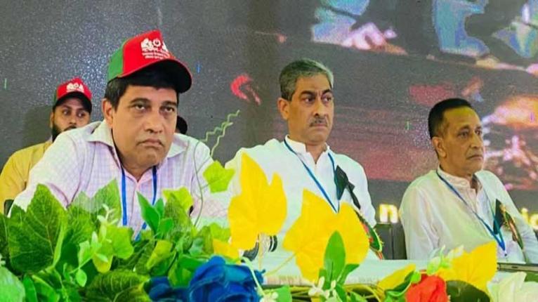রাজনীতি ত্যাগের জন্য, পকেট ভরার জন্য নয়: এ্যানি