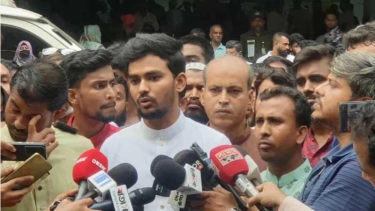 নুরের ওপর হামলার দায় সরকারকে নিতে হবে: আসিফ