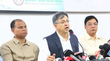 গণতন্ত্রের জন্য প্রাণ উৎসর্গকারী সবাই জাতীয় বীর: সালাহউদ্দিন আহমদ