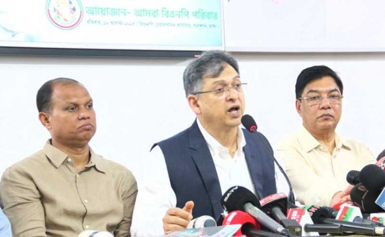 গণতন্ত্রের জন্য প্রাণ উৎসর্গকারী সবাই জাতীয় বীর: সালাহউদ্দিন আহমদ