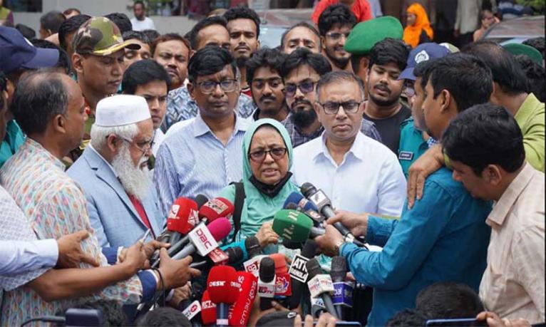 রংপুরে তৈরি হবে ৫৬০ শয্যার বিশেষায়িত হাসপাতাল : স্বাস্থ্য উপদেষ্টা
