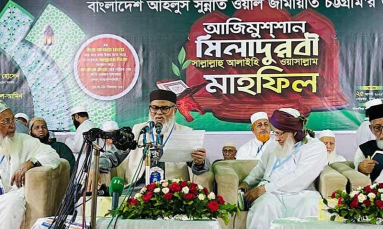 সাম্প্রদায়িক সম্প্রীতির বাংলাদেশে যে যার ধর্ম পালন করছে : ধর্ম উপদেষ্টা