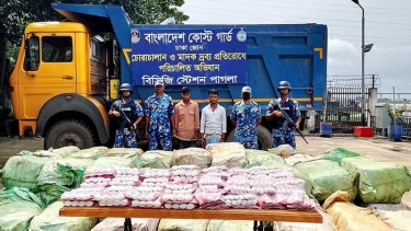 নারায়ণগঞ্জে ৫১ লাখ টাকার ভারতীয় কসমেটিক্স জব্দ