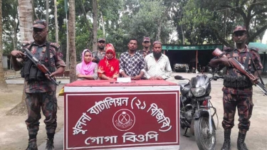 ভারত যাওয়ার পথে শার্শা সীমান্তে ৪ নারী-পুরুষ আটক