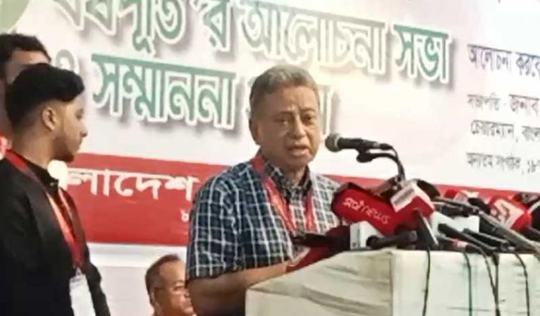 যারা নির্বাচনে আসতে চায় না তারা হাসিনার সুরেই কথা বলছে: খসরু