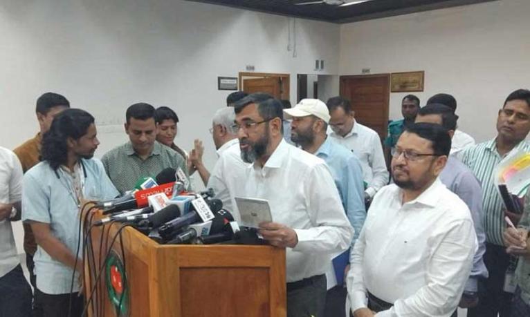 জোটে ভোট করলেও নিজ দলের মার্কায় নির্বাচন : ইসি সানাউল্লাহ