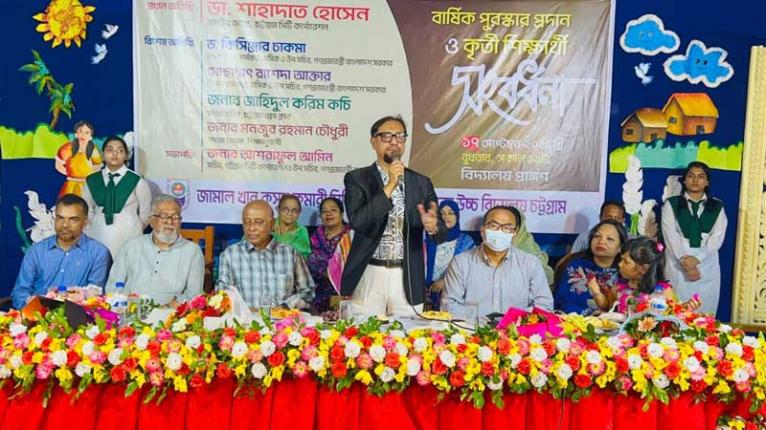 আদর্শ মানুষ হওয়ার জন্য নৈতিক শিক্ষা জরুরি : ডা. শাহাদাত