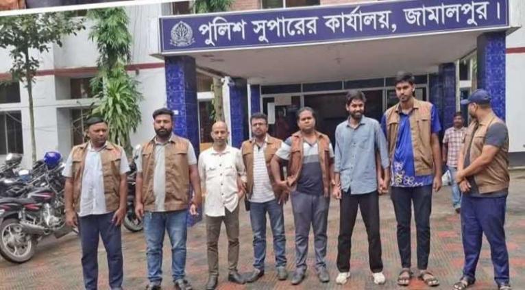 রাষ্ট্রবিরোধী কর্মকাণ্ডে জড়িত থাকায় জামালপুরে ছাত্রলীগ নেতা ও সাবেক কাউন্সিলর গ্রেপ্তার