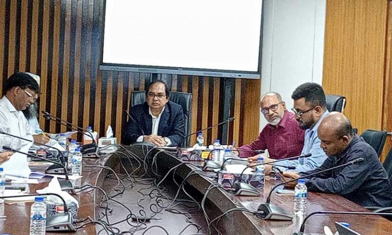 গুণগতমান বজায় রেখে প্রকল্প যথাসময়ে শেষ করতে হবে: সিনিয়র সচিব