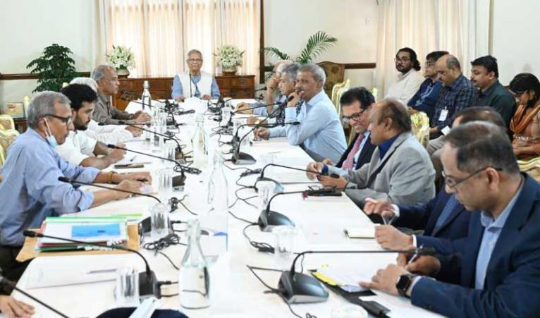 ডাকসু নির্বাচনে শান্তিপূর্ণ ও উৎসবমুখর পরিবেশ নিশ্চিত করতে প্রধান উপদেষ্টার নির্দেশ