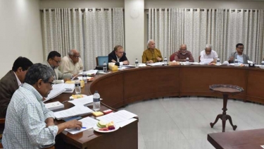 জুলাই জাতীয় সনদ নিয়ে বিশেষজ্ঞদের সঙ্গে ঐকমত্য কমিশনের সভা