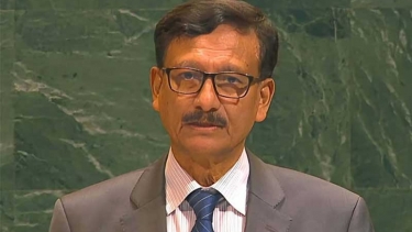 গাজায় অবিলম্বে যুদ্ধবিরতির আহ্বান পররাষ্ট্র উপদেষ্টার