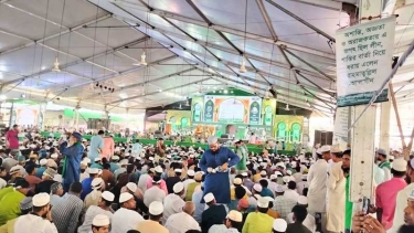 চট্টগ্রামে জশনে জুলুসে পদদলিত হয়ে প্রাণ গেল ২ জনের