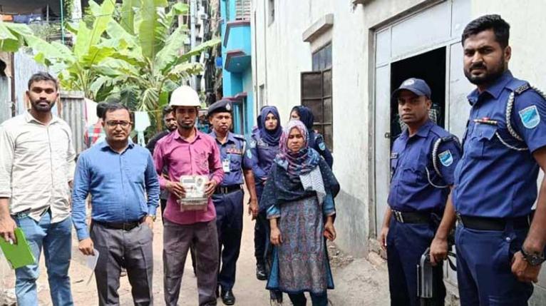 ফতুল্লায় দূষণকারী প্রতিষ্ঠানের বিদ্যুৎ সংযোগ বিচ্ছিন্ন