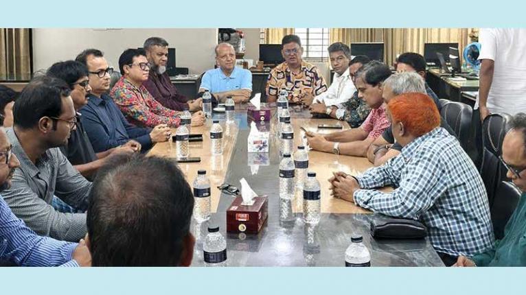 নারায়ণগঞ্জ প্রেস ক্লাব পরিদর্শনে জাতীয় প্রেস ক্লাব সম্পাদক