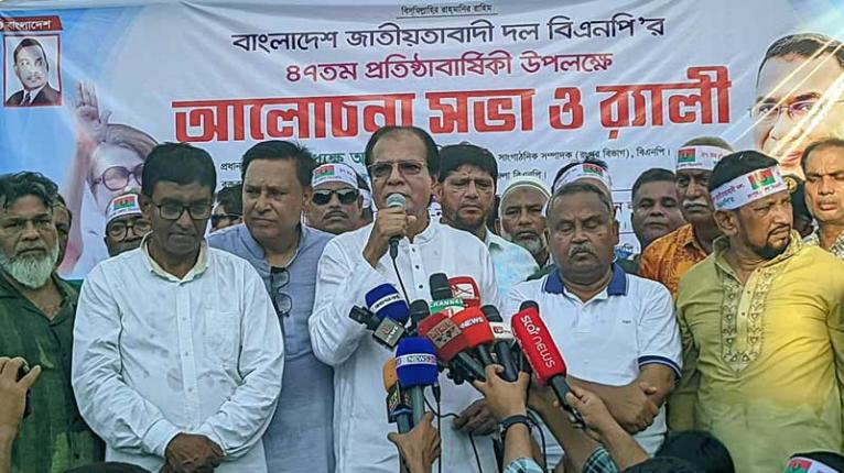 তারেক রহমান নির্দেশ দিলে ৫ মিনিটে ঘোলা পানি পরিষ্কার করা হবে