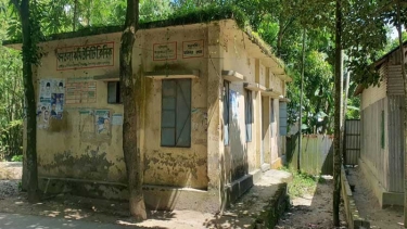 চিকিৎসা বঞ্চিত জামালপুরের হাজারো মানুষ, ৭ মাস ধরে বন্ধ ক্লিনিক