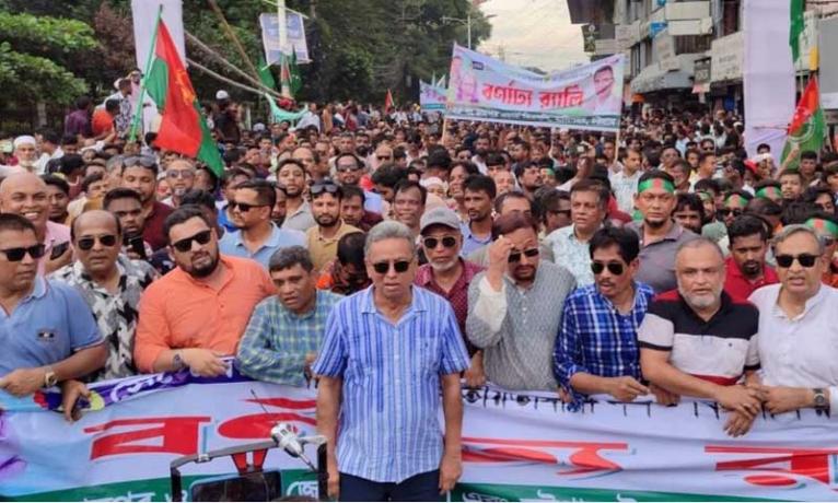 ধানের শীষের জোয়ার কেউ বাধাগ্রস্ত চাইলে তারা ভেসে যাবে : আমীর খসরু