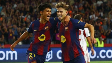 লোপেসের হ্যাটট্রিকে বার্সেলোনার গোল উৎসব