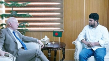 উপদেষ্টা মাহফুজ আলমের সঙ্গে জার্মানির রাষ্ট্রদূতের সাক্ষাৎ