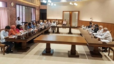 ‘জুলাইযোদ্ধা’দের সঙ্গে ঐকমত্য কমিশনের বৈঠক