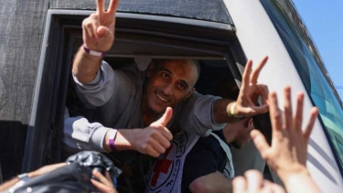 ইসরায়েল থেকে মুক্তি পেল ১ হাজার ৯৬৮ ফিলিস্তিনি, ‘মাইলফলক’ বলল হামাস