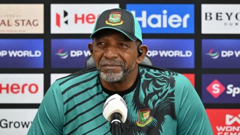 জাকেরের ফর্ম নিয়ে চিন্তিত নন, সোহানে মুগ্ধ সিমন্স