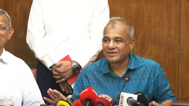 একা গিয়ে কী করবো, সেফ এক্সিট নিয়ে স্বরাষ্ট্র উপদেষ্টা