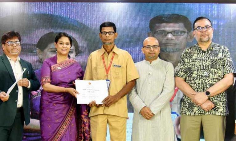 জিপিওর জায়গায় হবে পোস্টাল মিউজিয়াম : ফয়েজ আহমদ তৈয়্যব