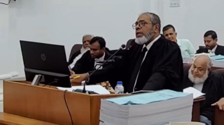 শেখ হাসিনা ‘রাজাকারের বাচ্চা’ বলেননি, নীলনকশায় হয়েছেন ক্ষমতাচ্যুত: ট্রাইব্যুনালে আইনজীবী