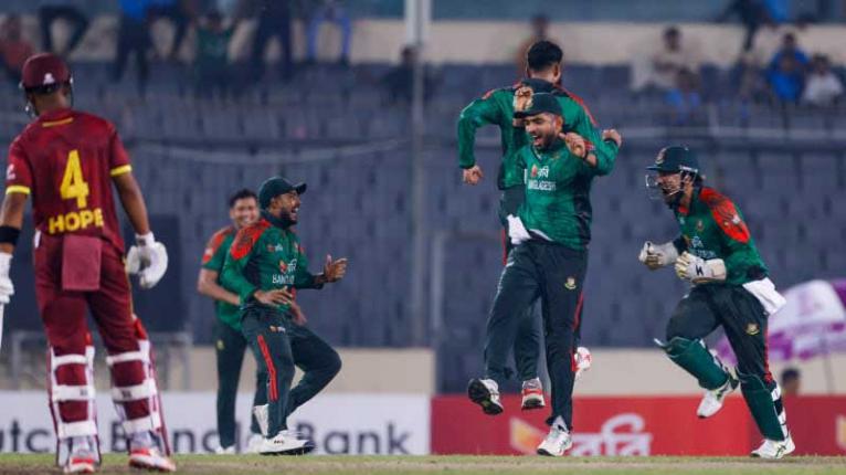 রিশাদের দুর্দান্ত বোলিংয়ে জয় দিয়ে সিরিজ শুরু বাংলাদেশের