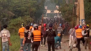 মায়ের লাশ দেখতে না দেওয়ায় ব্রাহ্মণবাড়িয়ায় দুই পক্ষের সংঘর্ষে নিহত ১