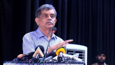 পরীক্ষা নয়, শিক্ষার্থীদের জীবনের জন্য প্রস্তুত করতে হবে: শিক্ষা উপদেষ্টা