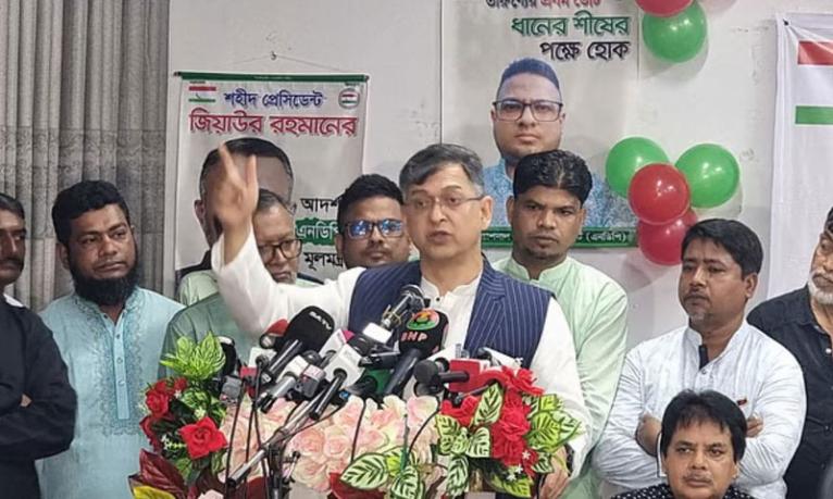 নির্বাচন বিলম্বিত হলে আবার ফ্যাসিবাদের উৎপত্তি হবে : সালাহউদ্দিন আহমদ