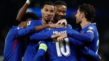 আজারবাইজানকে হারিয়ে বিশ্বকাপে এক পা ফ্রান্সের