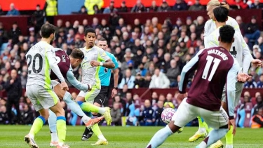 ম্যানসিটিকে হারিয়ে এমেরির জাদুতে ইতিহাস গড়ল অ্যাস্টন ভিলা