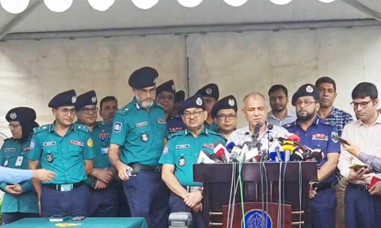 আগামী জাতীয় সংসদ নির্বাচন অবাধ, নিরপেক্ষ ও উৎসবমুখর পরিবেশে হবে : স্বরাষ্ট্র উপদেষ্টা