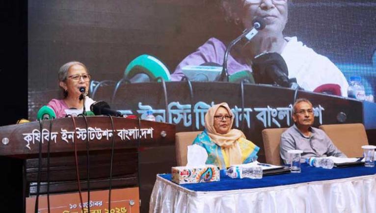 স্কুল ফিডিং প্রোগ্রামে ডিম যুক্ত করতে হবে : প্রাণিসম্পদ উপদেষ্টা