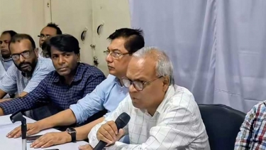 গণতন্ত্রের অভিযাত্রায় সংকট সৃষ্টি হলে ‘কালো ঘোড়ার অনুপ্রবেশ’ হতে পারে : রিজভী
