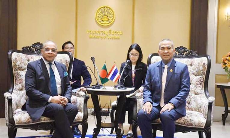 প্রধান বিচারপতির সাথে থাইল্যান্ডের বিচারমন্ত্রী রুত্তাফন নাওয়ারাত এর দ্বিপাক্ষিক বৈঠক অনুষ্ঠিত